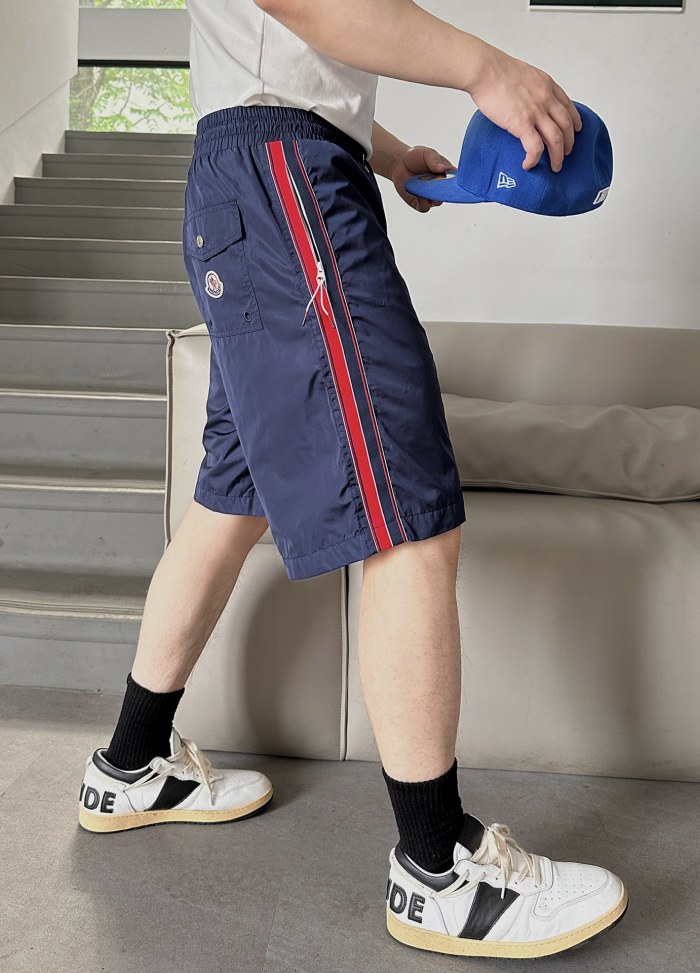 Clothes Moncler 2