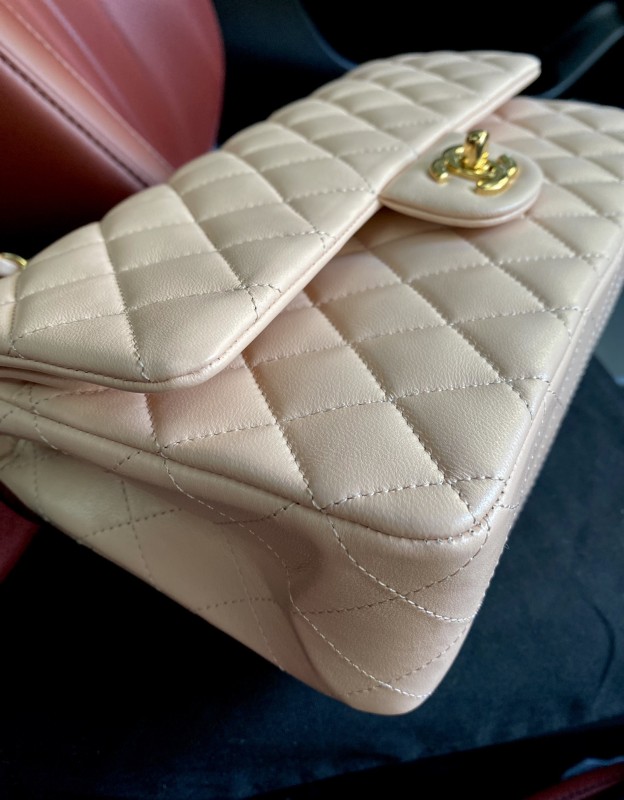 Handbag Chanel A01112 size size 25.5*15.5*6.5 cm