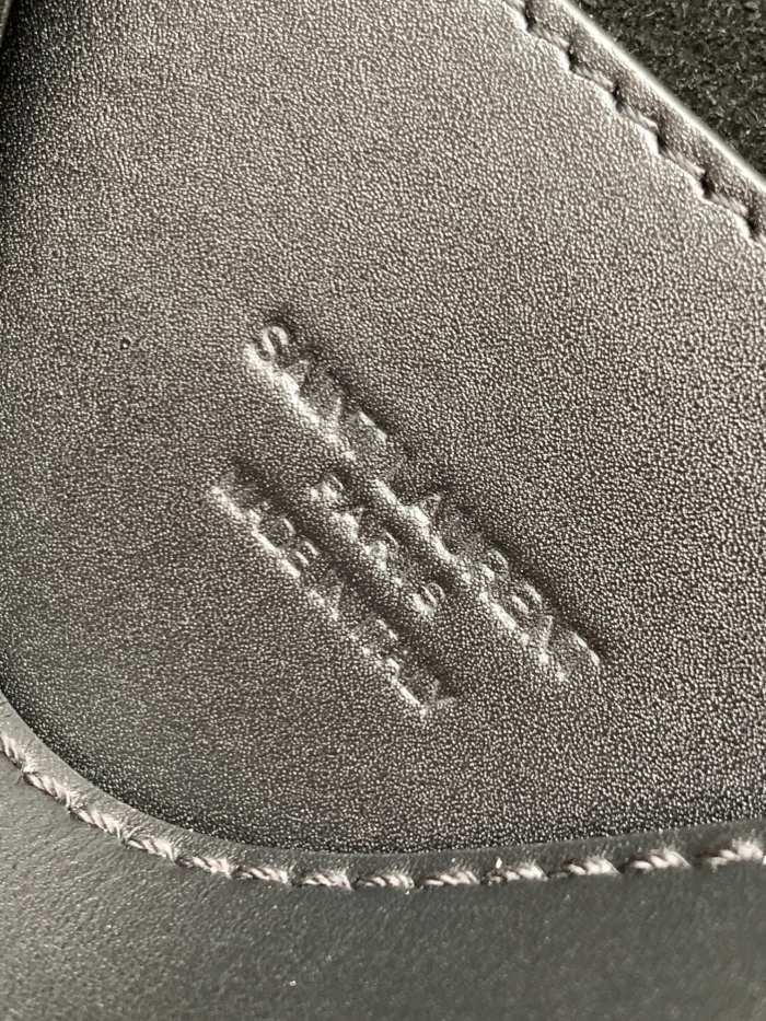 Handbags SAINT LAURENT 619740 size 18x15.5x5.5 cm