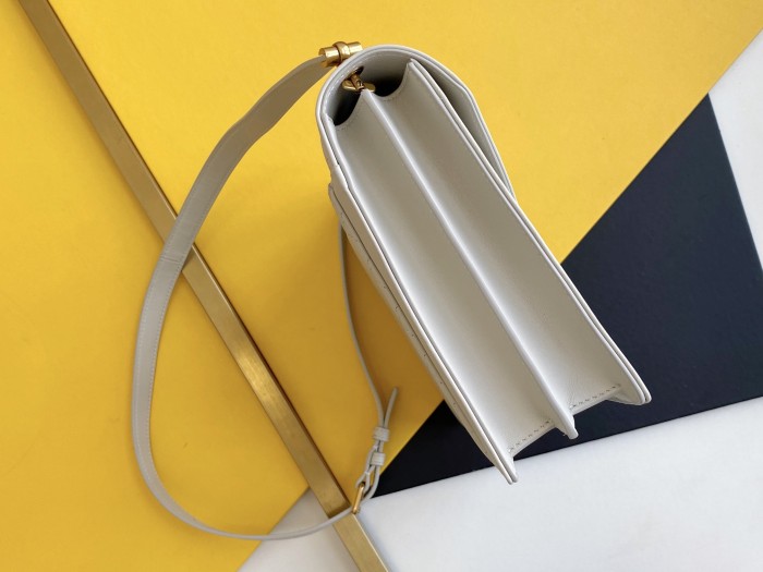 Handbags SAINT LAURENT 668863 size 26×18×5 cm