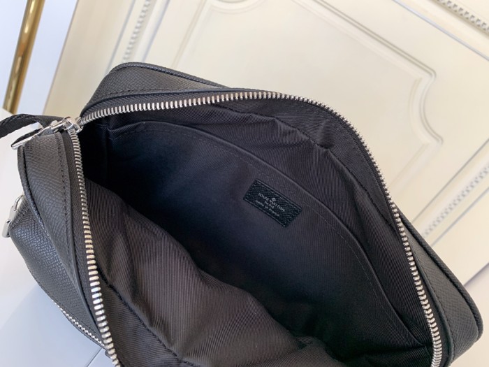 Handbag Louis Vuitton M33435 size 29.5x20x10.5 cm