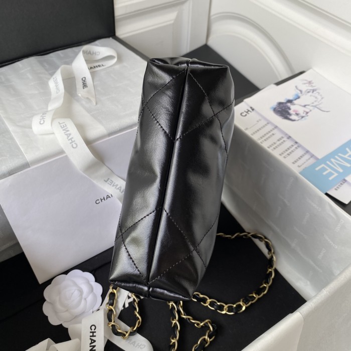 Handbag Chanel AS3263 size 18X20X6.5 cm