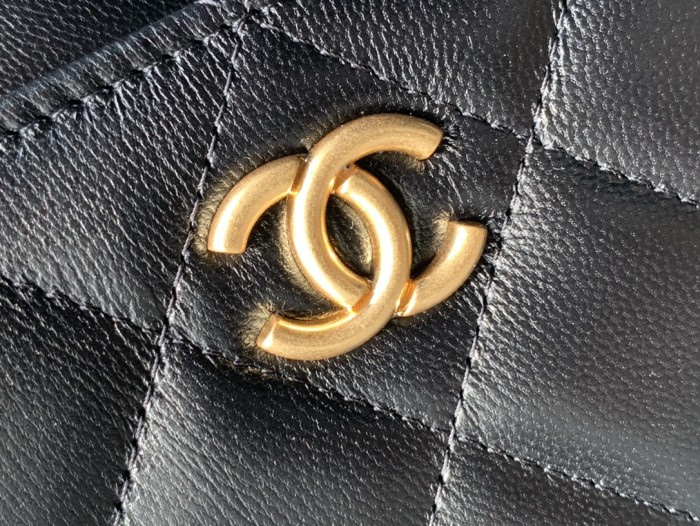 Handbag Chanel AP2548 size 19 cm