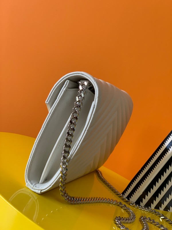 Handbags SAINT LAURENT 377828 size 22.5x14x4 cm