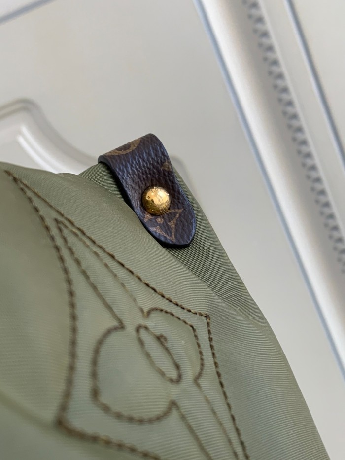 Handbag Louis Vuitton M59007 size 41 x 34 x 19 cm