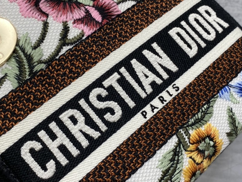 Handbag Dior size 17*7*15 cm