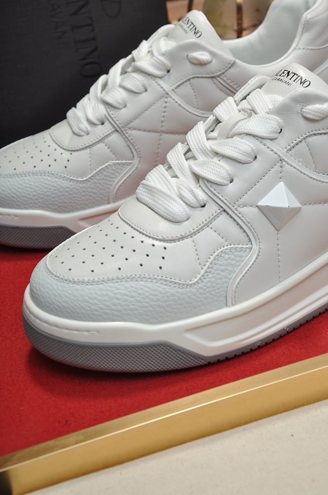 Valentino Garavani One Stud Low-top sneakers 7