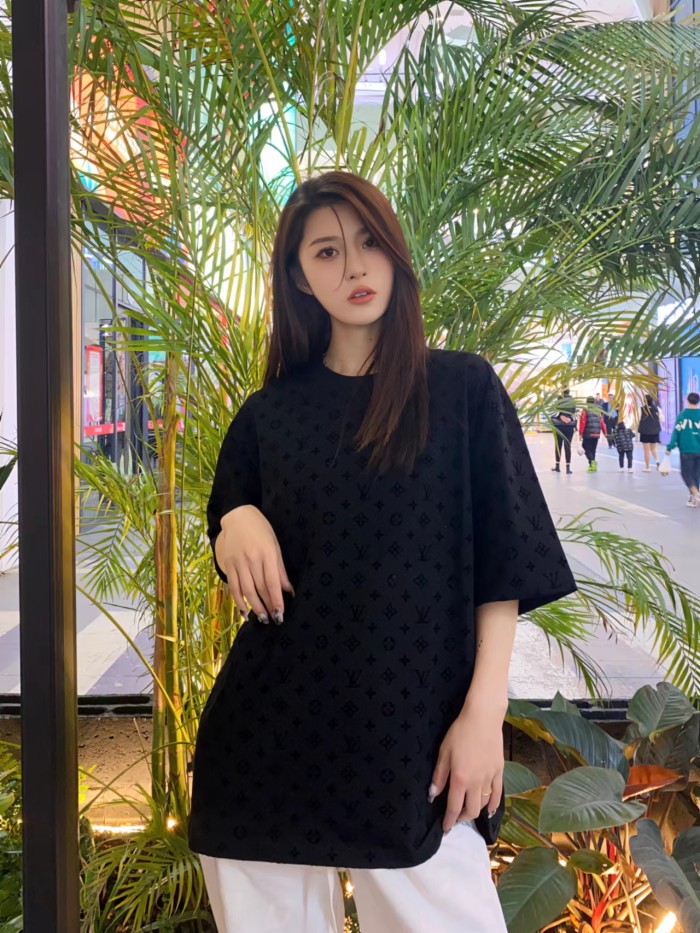 Clothes Louis Vuitton 328