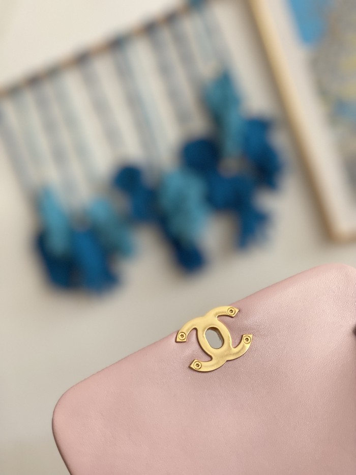 Handbag Chanel 3365 size 17X11.5X8.5 Cm