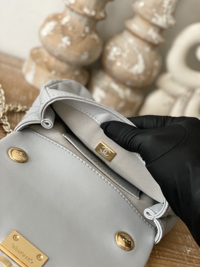 Handbag Chanel 3473 size 13*18*6 cm