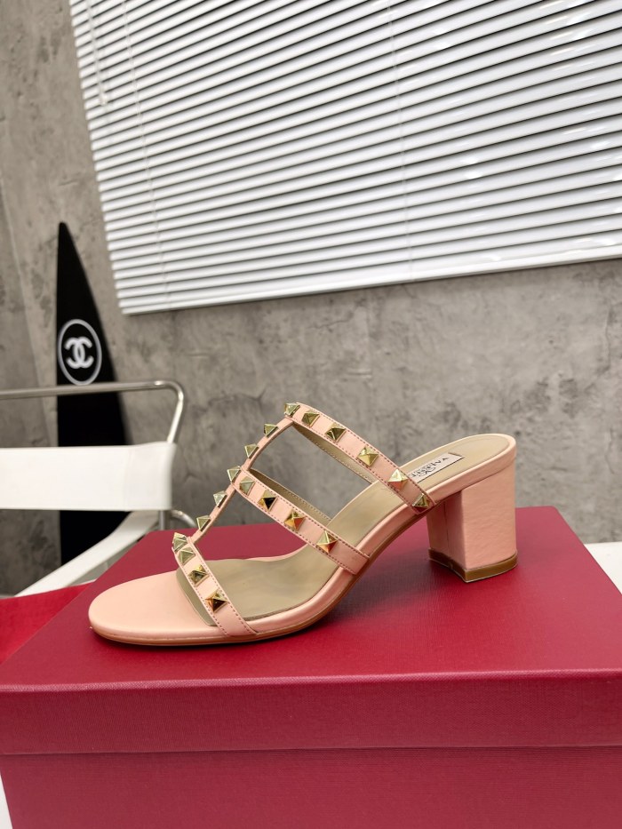 VALENTINO GARAVANI Rockstud WOMEN 5