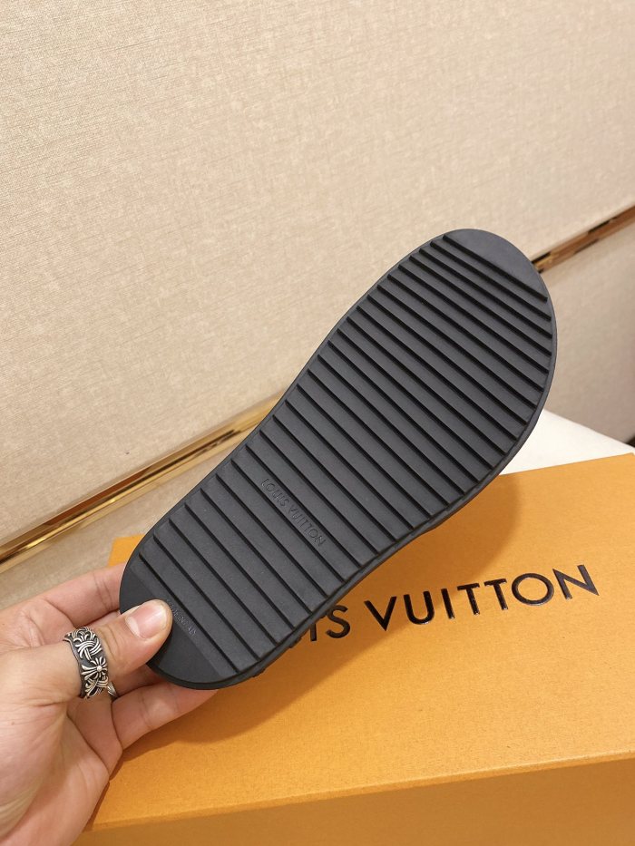 Louis Vuitton Slipper 12