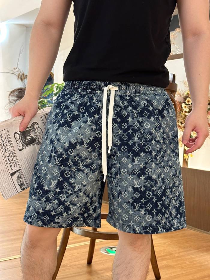 Clothes Louis Vuitton 346