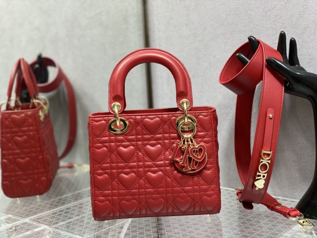 Handbag Dior size 20 cm