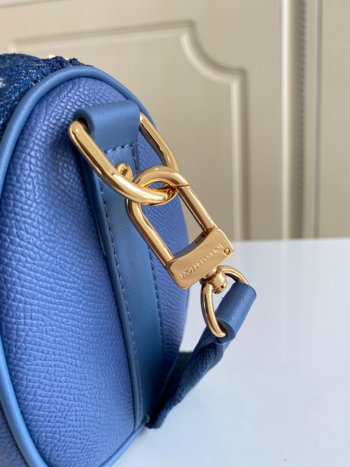 Handbag Louis Vuitton M90689 size 21×9×12 cm