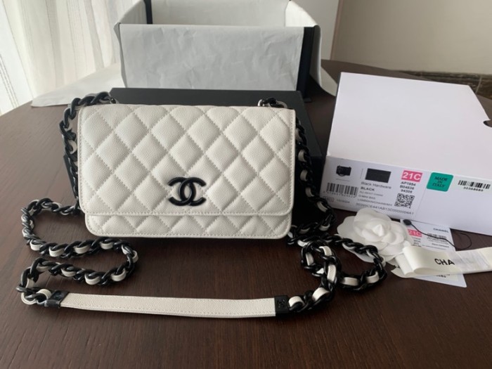 Handbag Chanel AP1954 size 19 cm