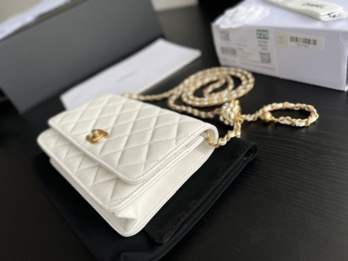 Handbag Chanel AP1450 size 19 cm