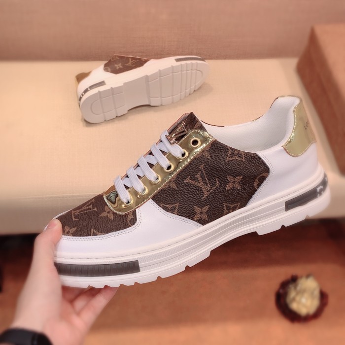 Louis Vuitton Low Top sneaker 105