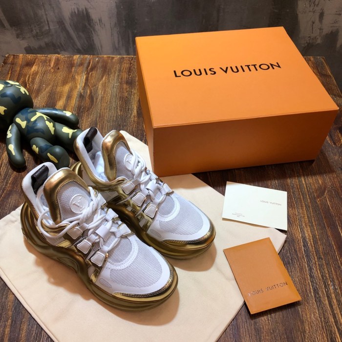 Louis Vuitton Archlight 17