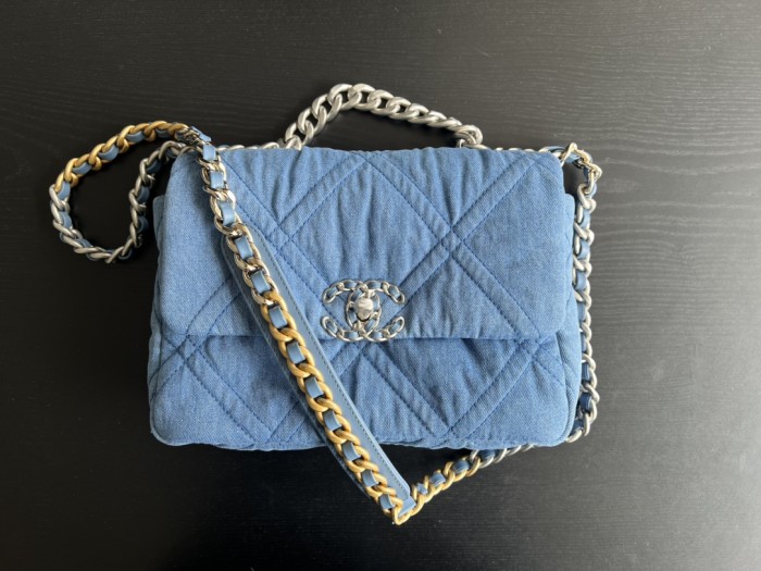 Handbag Chanel size 26 cm