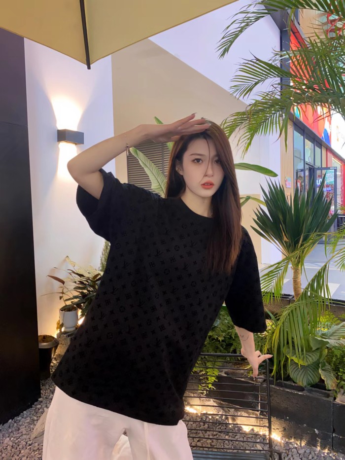 Clothes Louis Vuitton 255