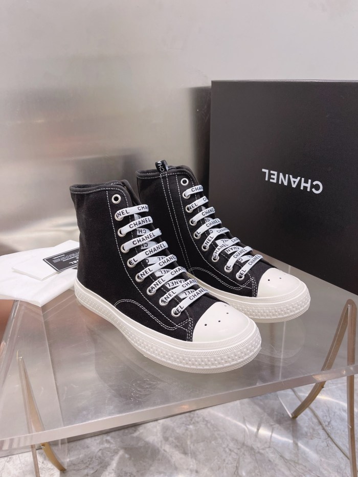 Chanel Flat canvas Sneaker 5