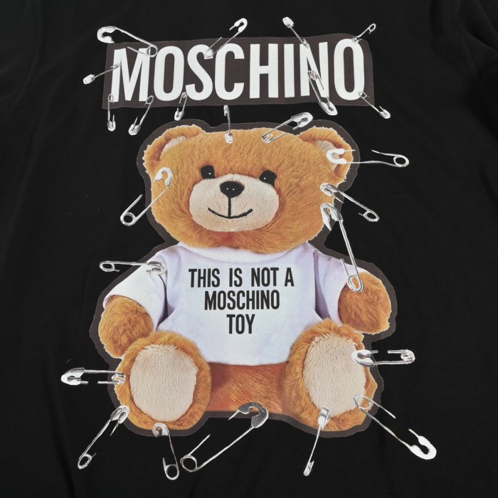 Clothes Moschino 1