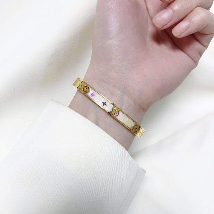 Jewelry Louis Vuitton 8