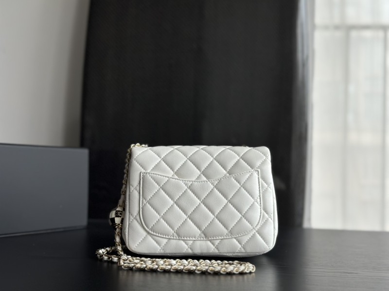 Handbag Chanel AP1786 size 18 cm