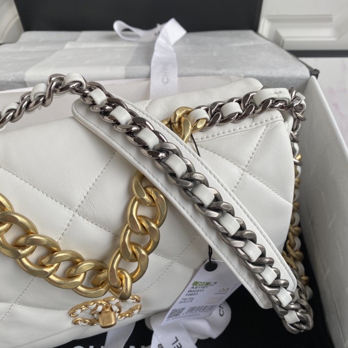 Handbag Chanel size 30 cm