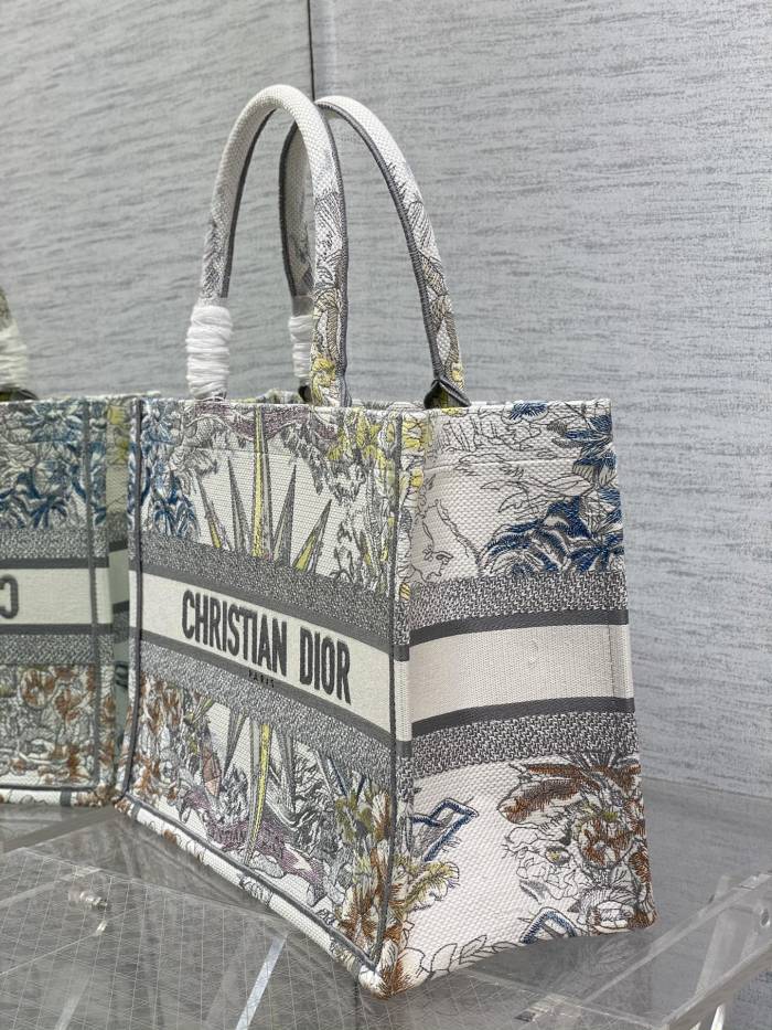 Handbag Dior size 36*18*28 cm