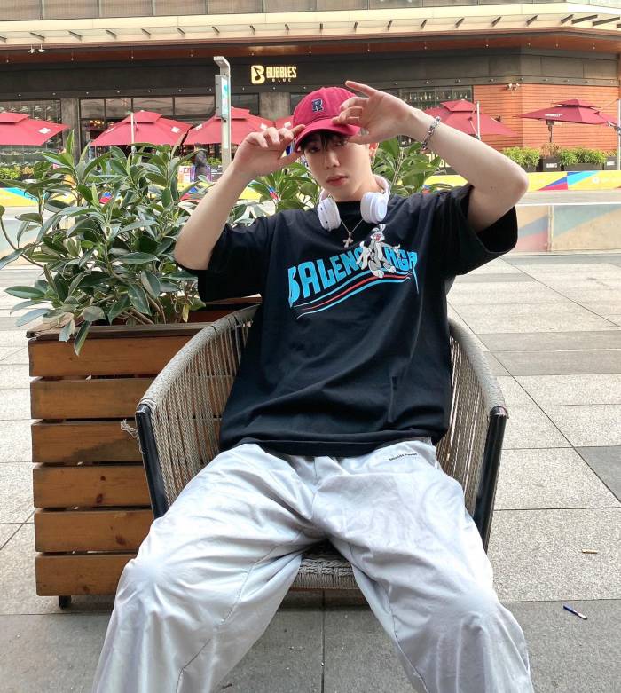 Clothes Balenciaga 64