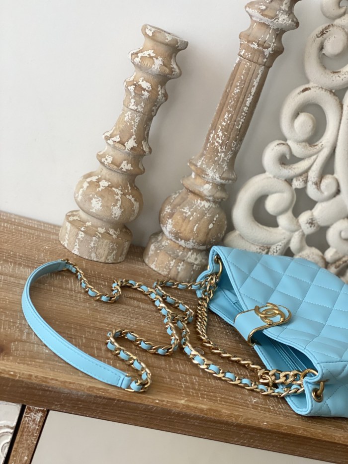 Handbag Chanel 3476 size 17*23*7* cm