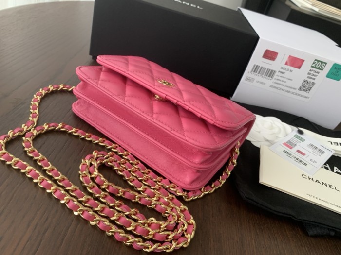 Handbag Chanel size 15cmx10cm x3.5 cm