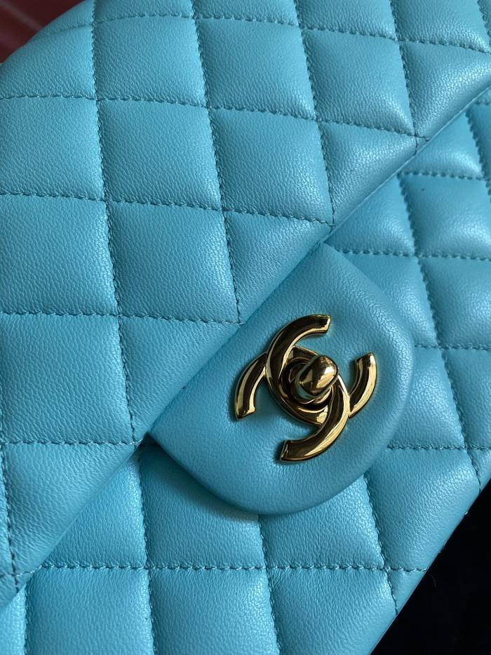 Handbag Chanel A01112 size 25.5*15.5*6.5 cm