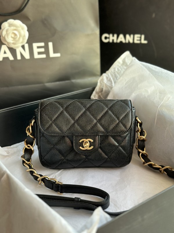 Handbag Chanel AS3181 size 14 X20 X6 cm
