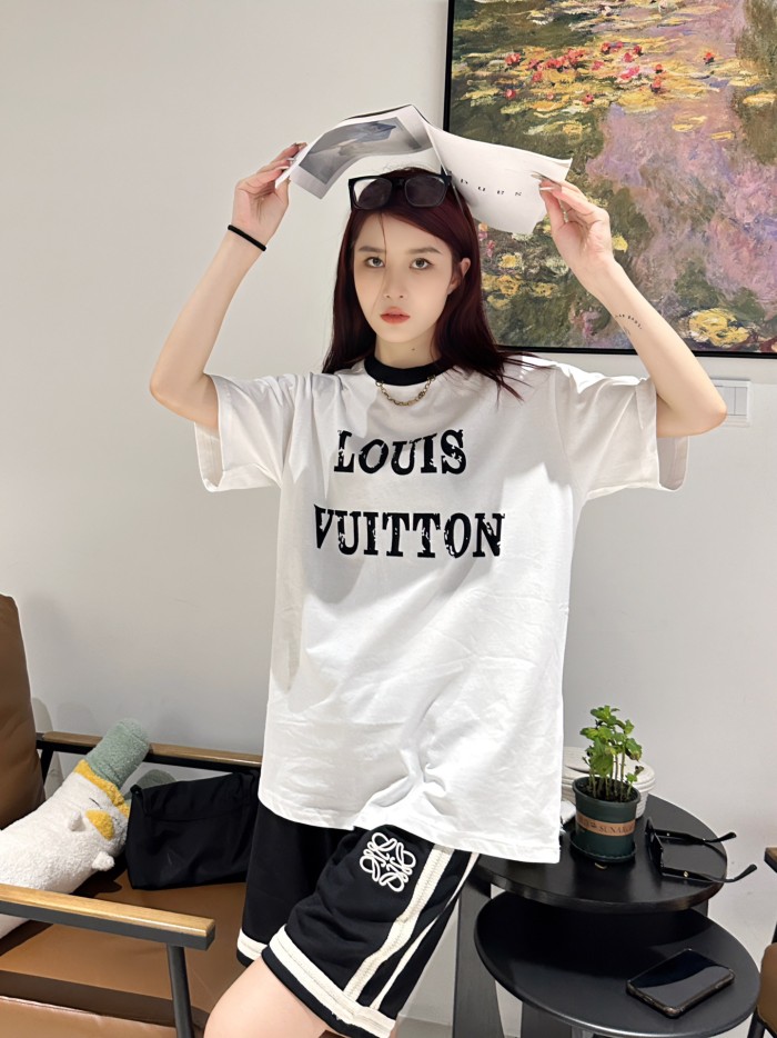 Clothes Louis Vuitton 414