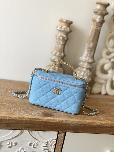 Handbag Chanel 81195 size 16 9.5 8 cm