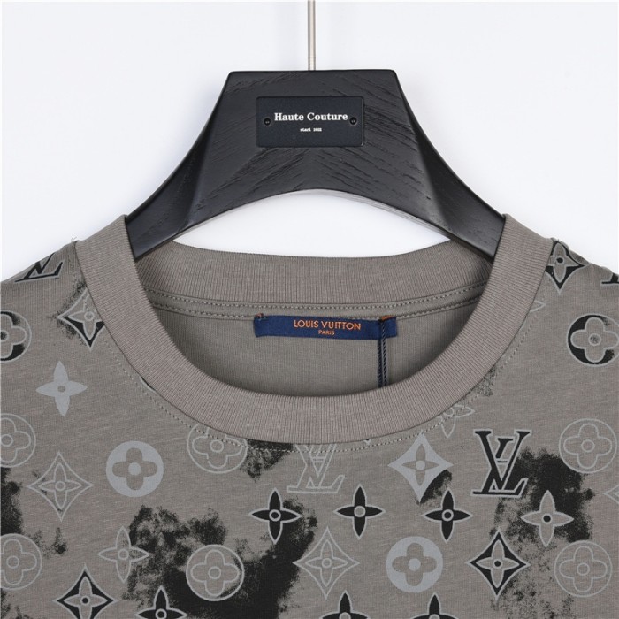 Clothes Louis Vuitton 49