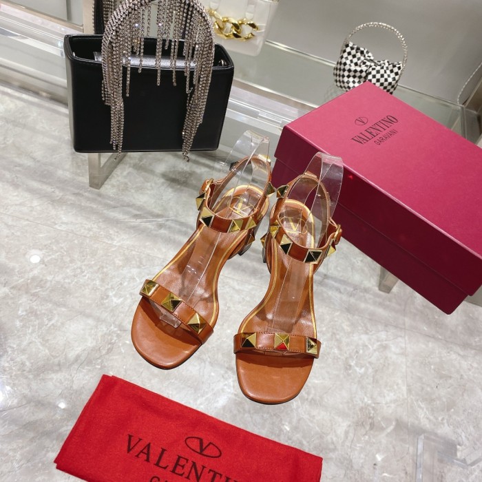 VALENTINO GARAVANI ROMAN STUD WOMEN 10