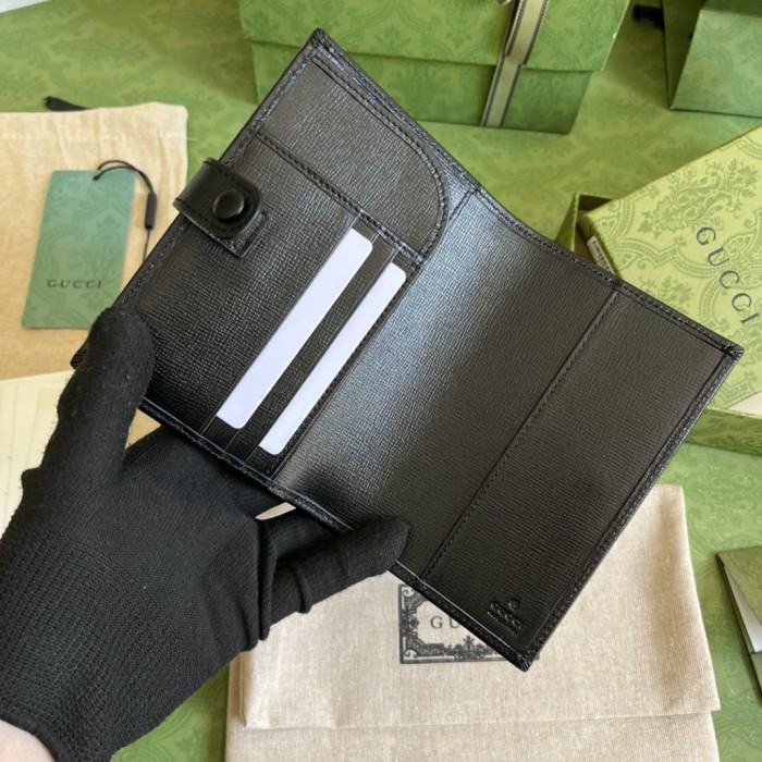 Handbag Gucci 724562 size 10.5*14.5 cm