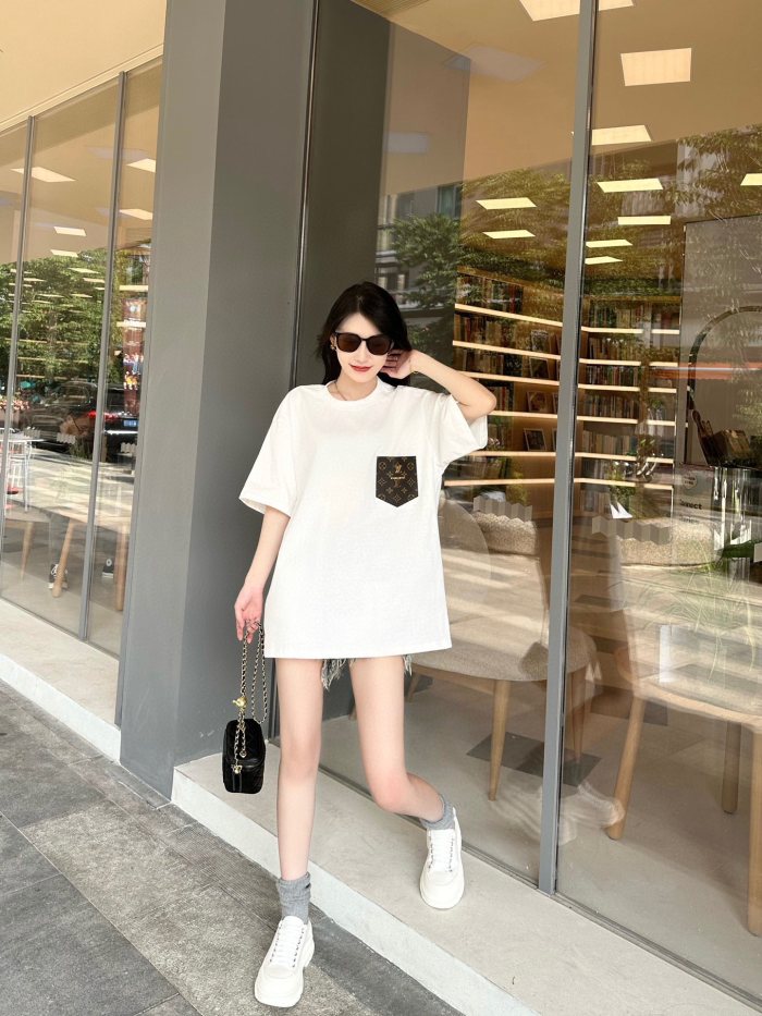 Clothes Louis Vuitton 492