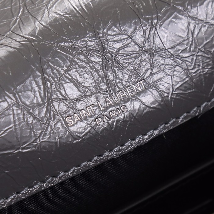 Handbags SAINT LAURENT 533037 size 22x16.5x12 cm