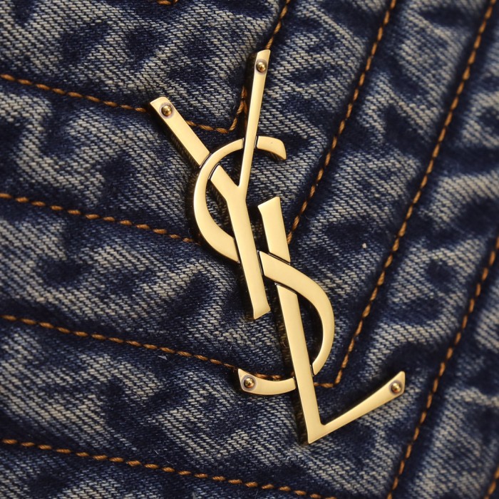 Handbags SAINT LAURENT 610436 size 17×17×5.5 cm