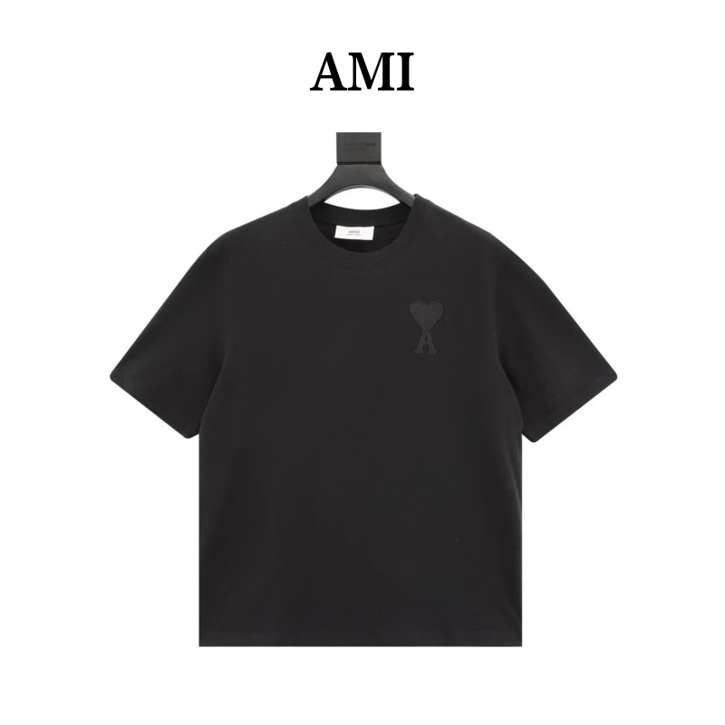 Clothes AMI 8