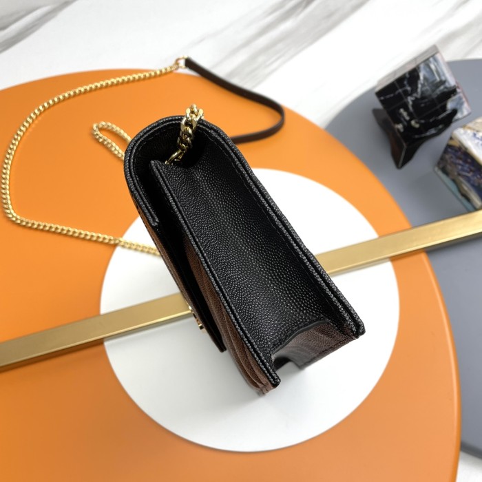 Handbags SAINT LAURENT 393953 size 19x11.5x4 cm