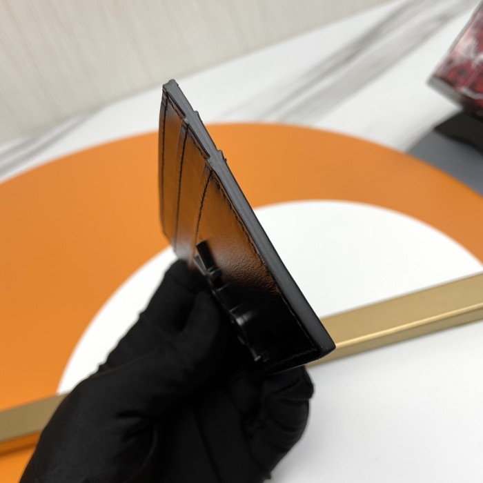 Handbags SAINT LAURENT 423291 size 10x7.5x0.5 cm