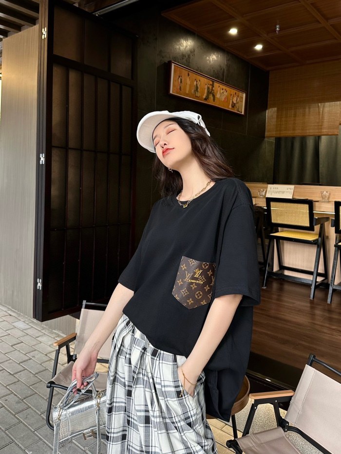 Clothes Louis Vuitton 491