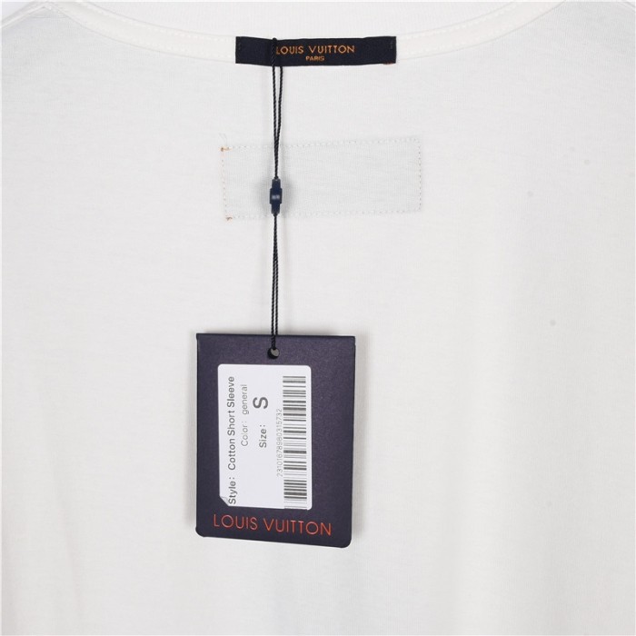 Clothes Louis Vuitton 500