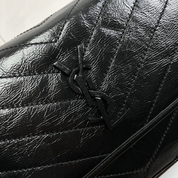 Handbags SAINT LAURENT 498894 size 28x20.5x8.5 cm